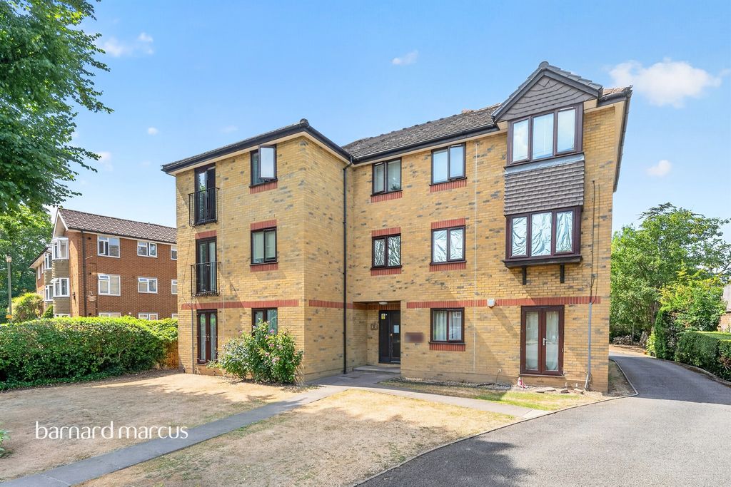 Property photo 1 of 14