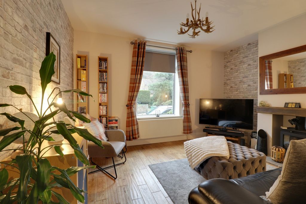 Property photo 1 of 26 Lounge