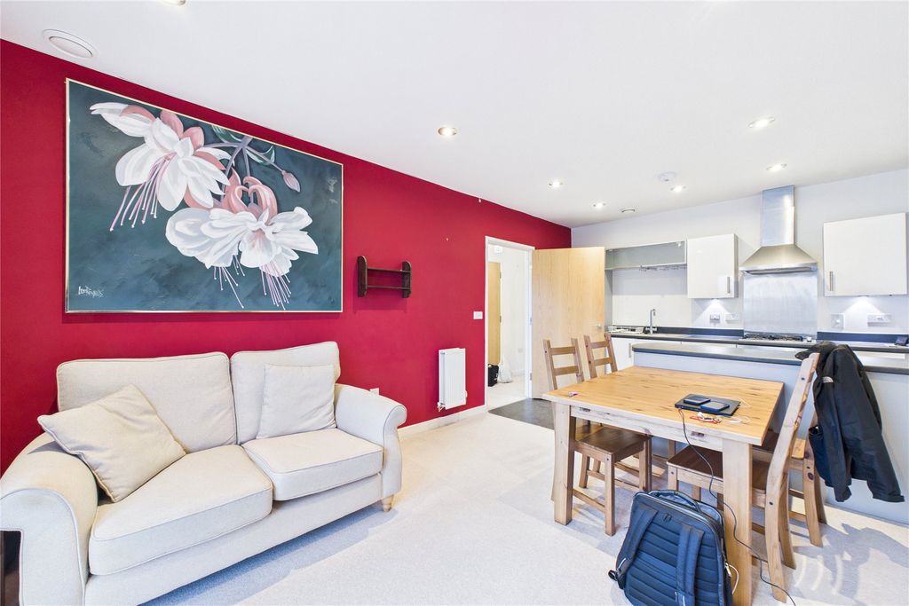 Property photo 1 of 8 Picture No. 09