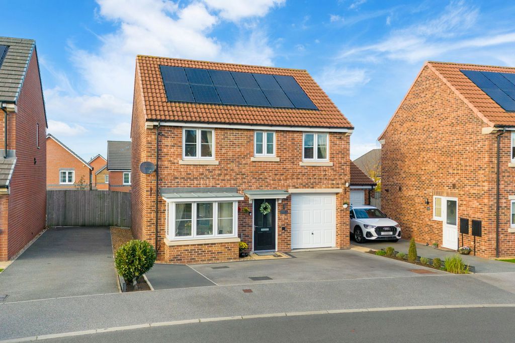 Property photo 1 of 29