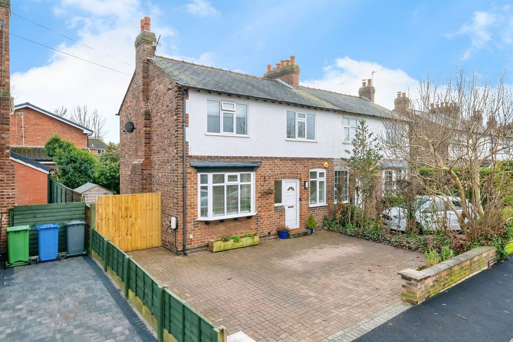 Property photo 1 of 13 (Main)