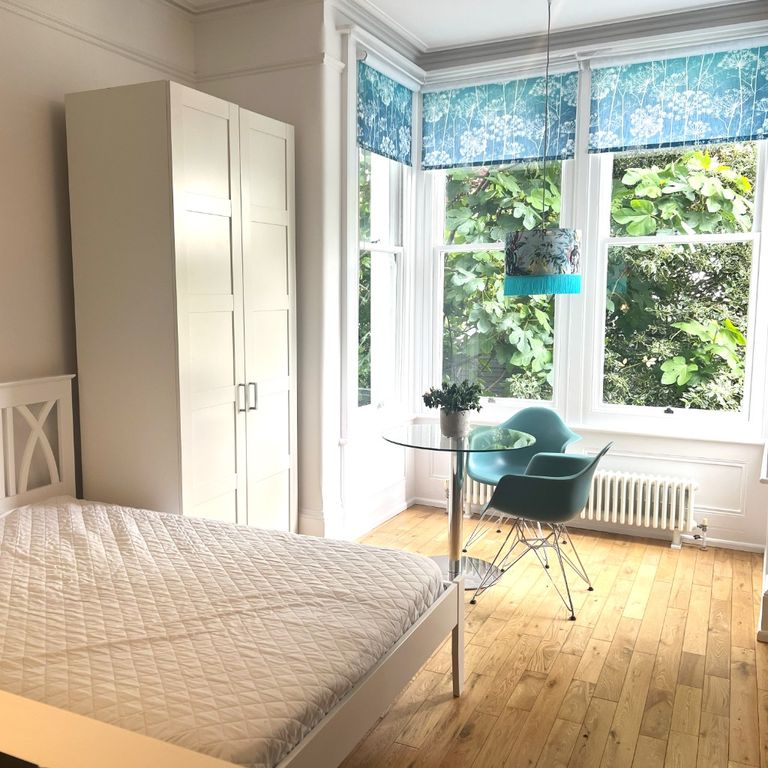 Property photo 2 of 12 4939292