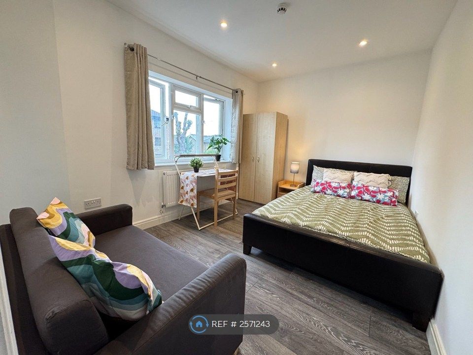 Property photo 1 of 9