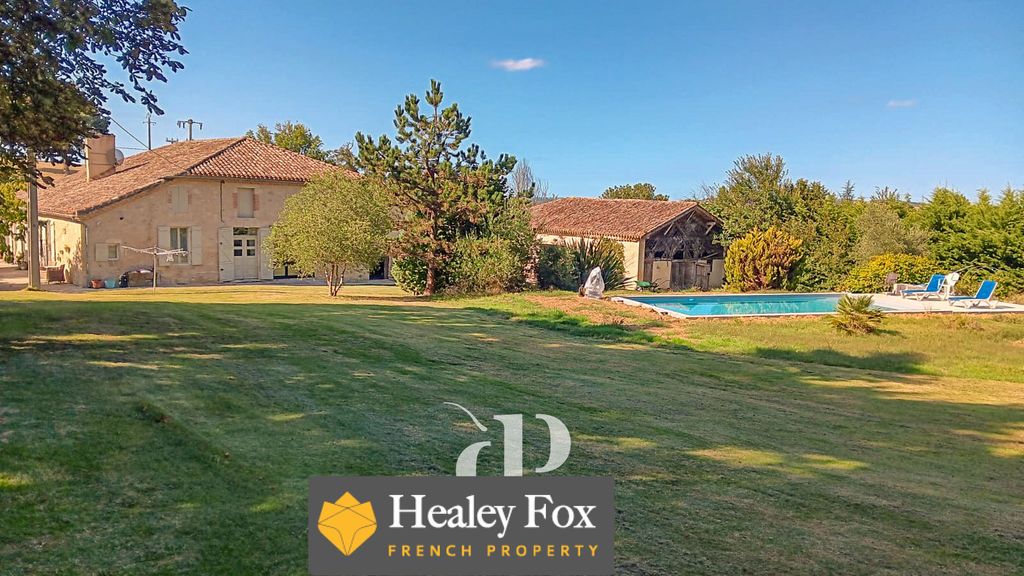 Property photo 2 of 34