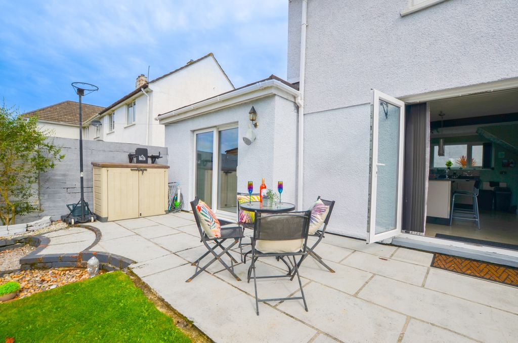 Property photo 3 of 20 16 Church Park Tps Bodmin Branch 01208 74182 -4