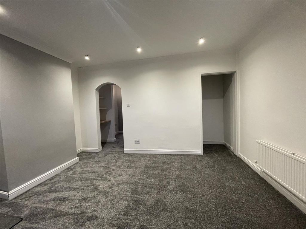 Property photo 3 of 7 Reception Room 2