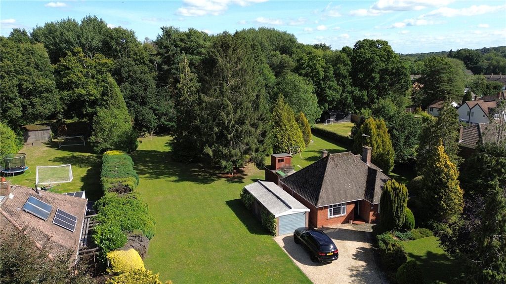 Property photo 2 of 19 Front Aerial