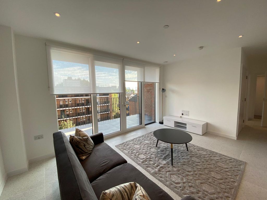 Property photo 1 of 11