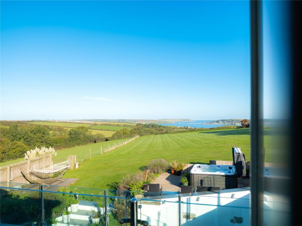 Property photo 3 of 32 Aerial