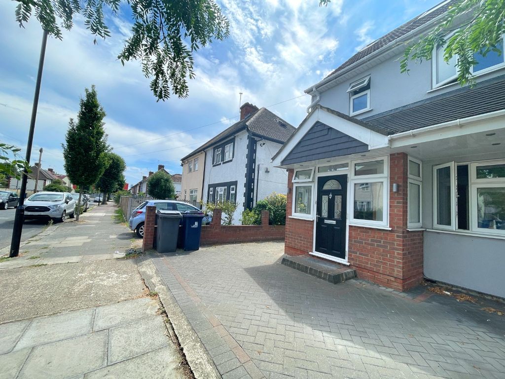 Property photo 1 of 14 4349450