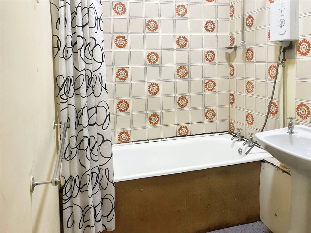 Additional image 7 of 2 bed flat for saleHighmoor Park, Wigton, Cumbria CA7