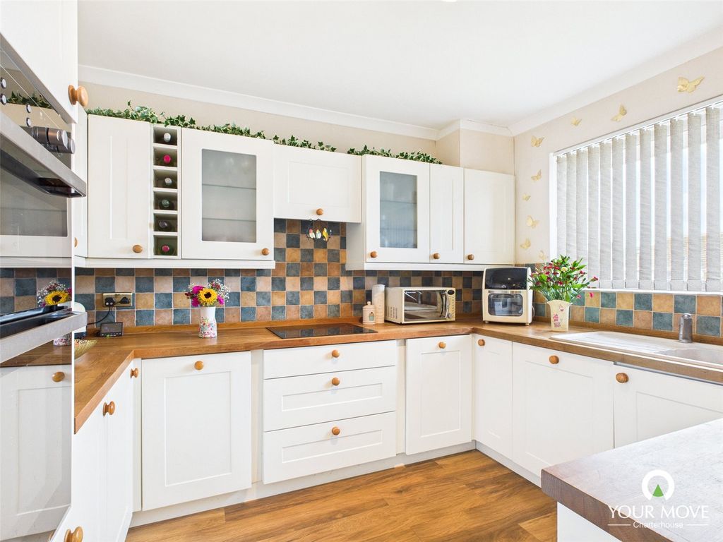 Property photo 2 of 19 Picture No. 02