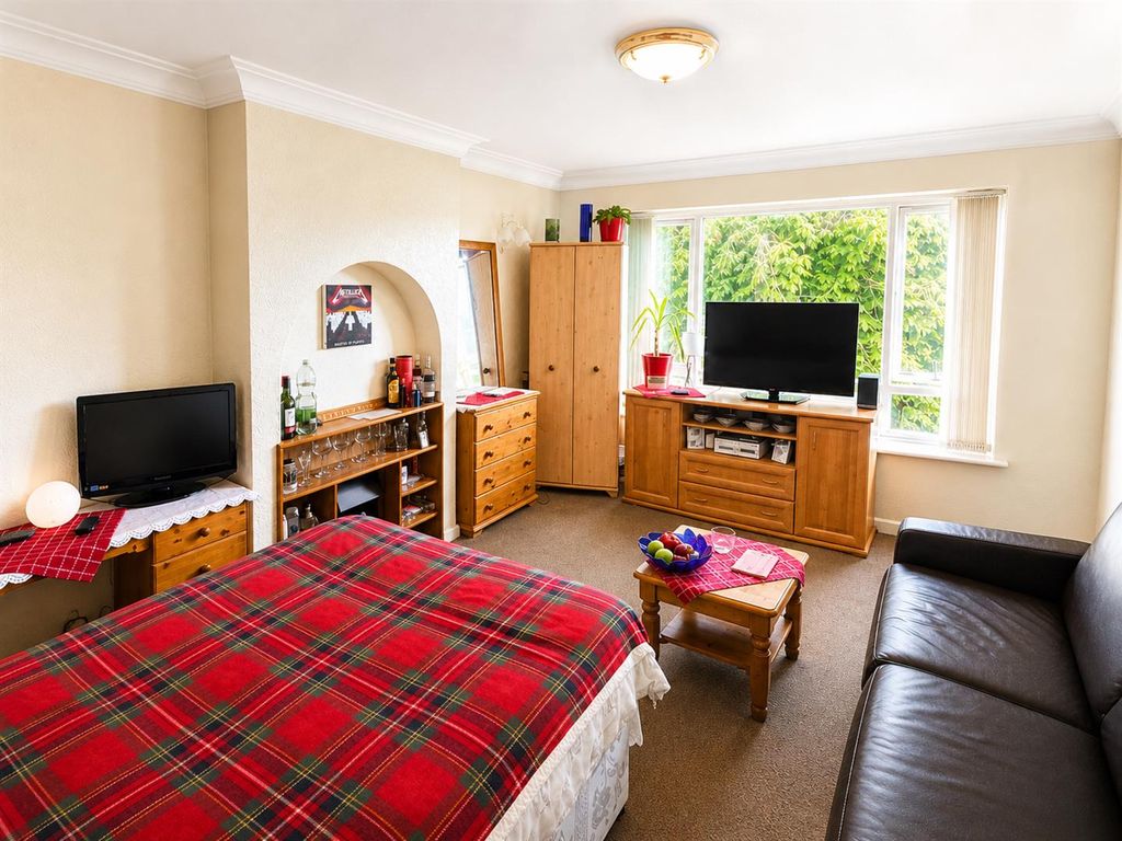 Property photo 3 of 10 1.Png