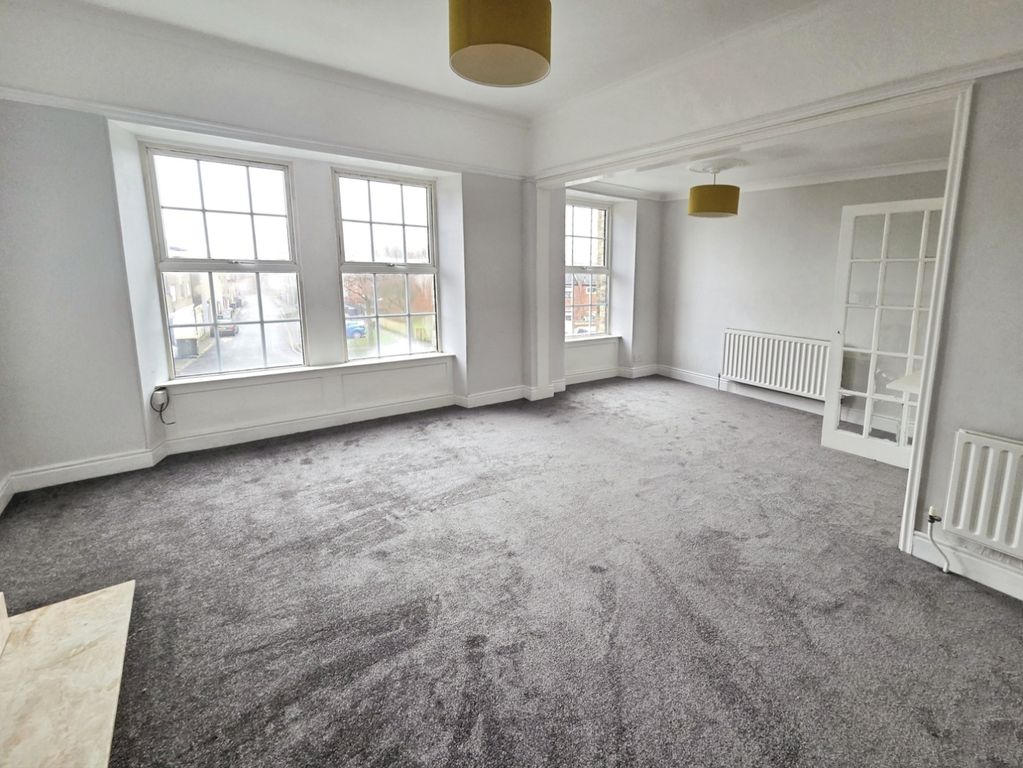 Property photo 3 of 11 Pbox-Img.Jpg