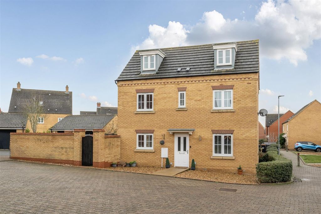 Property photo 1 of 16 1404310-16-6978Dd557A75F.Jpg