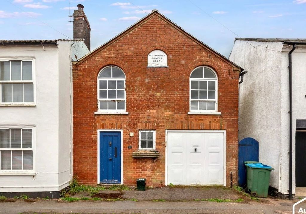 Property photo 1 of 16