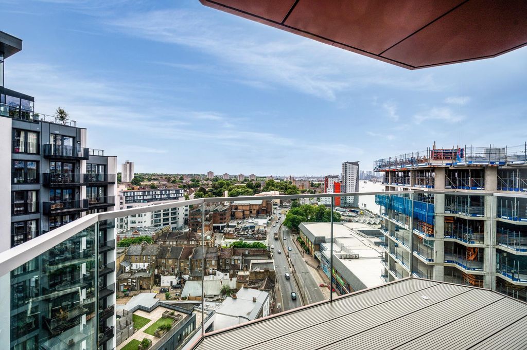 Property photo 2 of 9