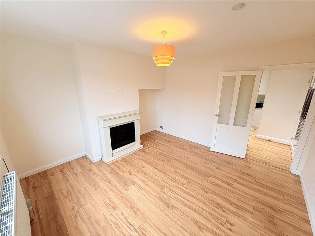 Property photo 2 of 12 Tempimageun4Op7.Jpg