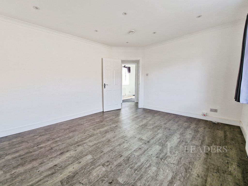 Property photo 3 of 8 Reception Room