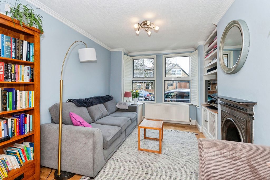 Property photo 1 of 20 Pbox-Img.Jpg