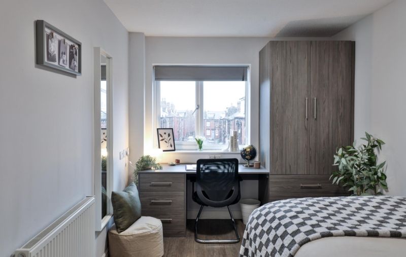 Property photo 1 of 3