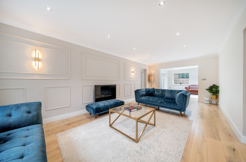 Property photo 2 of 30 1400938-9-69711F9...