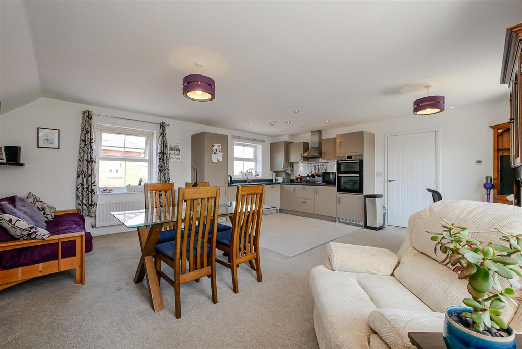 Property photo 2 of 10 Open Plan Kitchen/Living Area