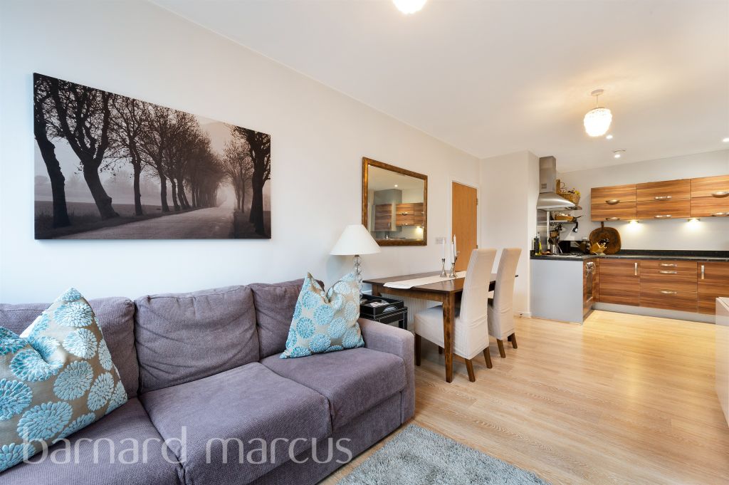 Property photo 3 of 18