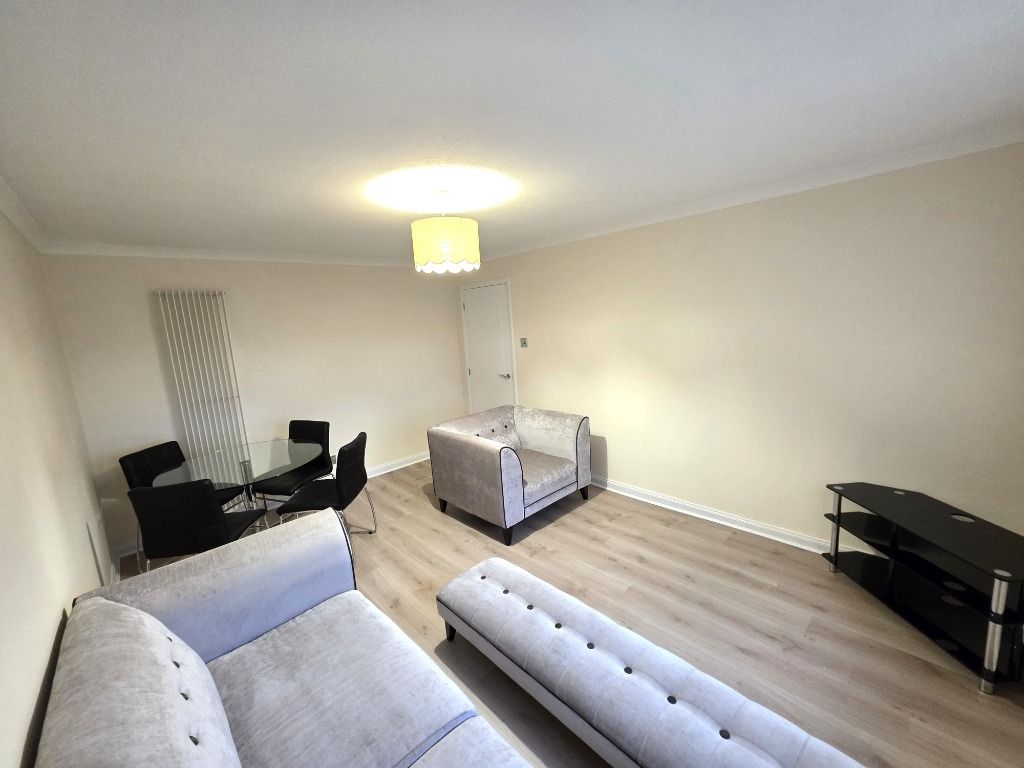 Property photo 2 of 11 Photo 2