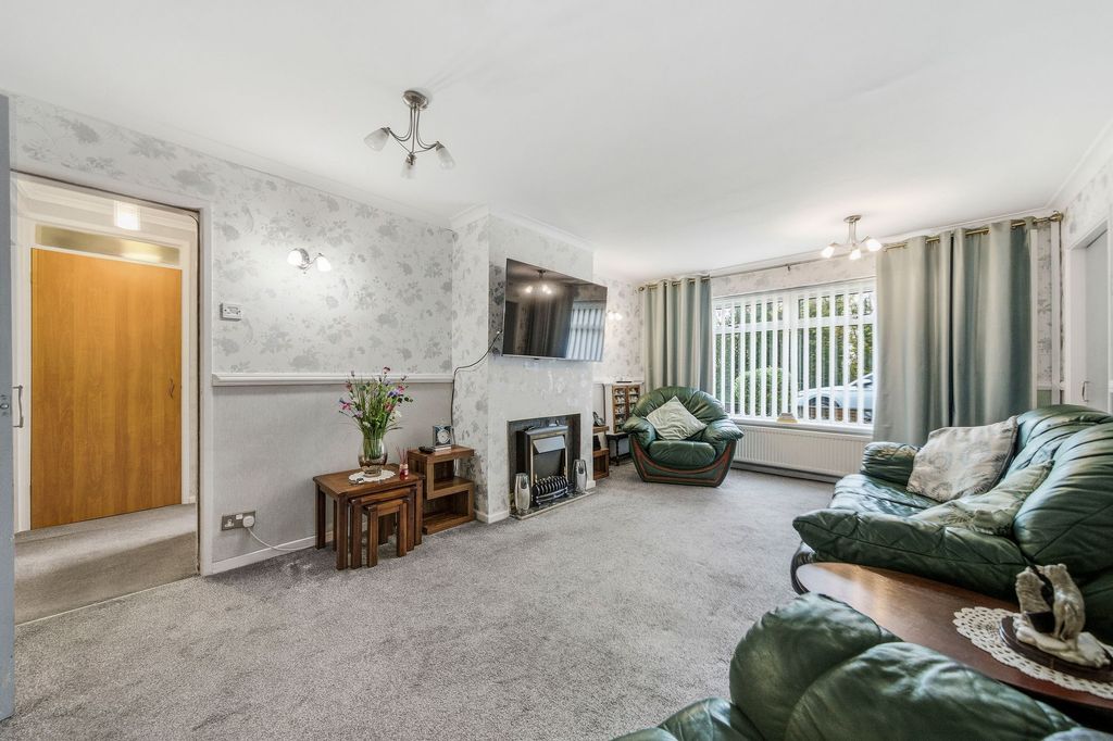 Property photo 3 of 22