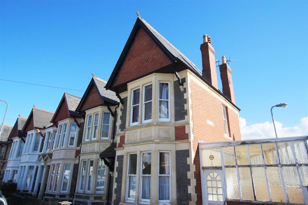 Property photo 1 of 10