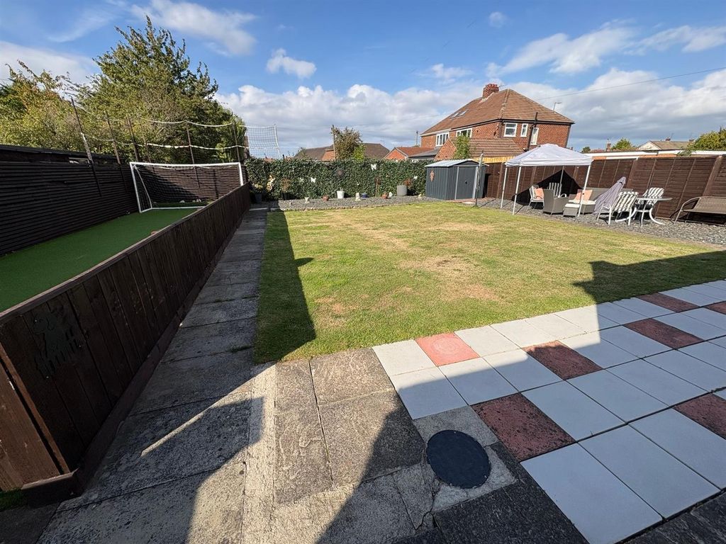 Property photo 2 of 29 Rear Garden