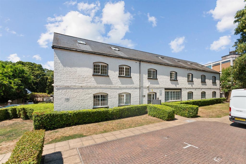Property photo 1 of 10 Grove Mill