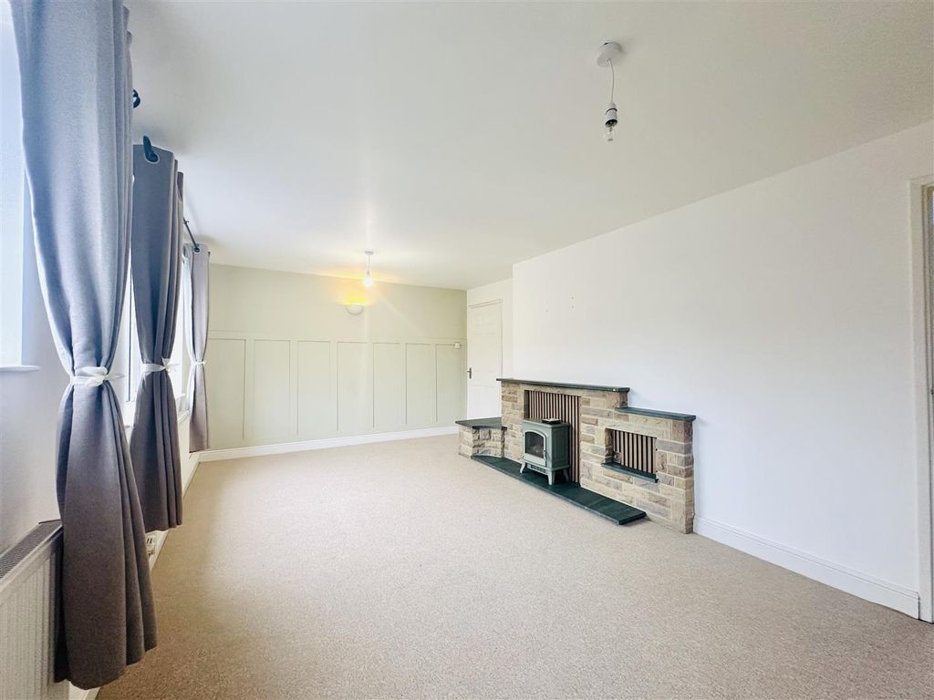 Property photo 3 of 13 Reception Room