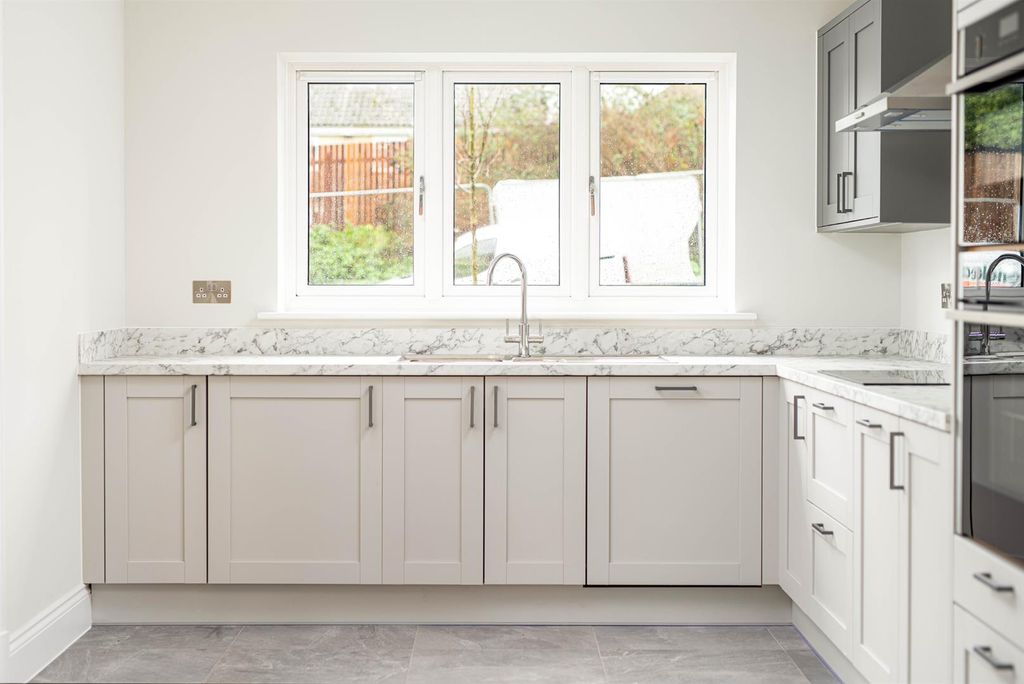 Property photo 3 of 22 Plot_10_Kitchen_5.Jpg