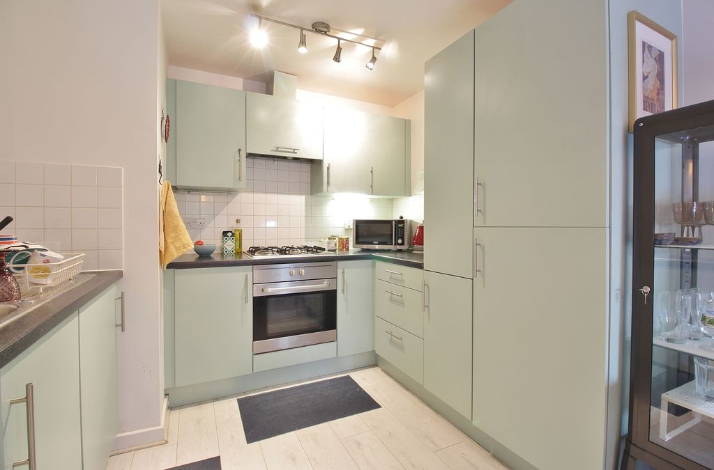 Property photo 3 of 6