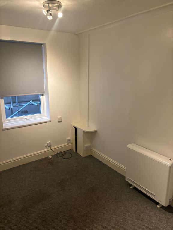 Property photo 1 of 4