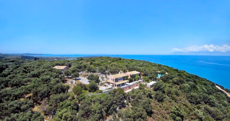 Property photo 2 of 38