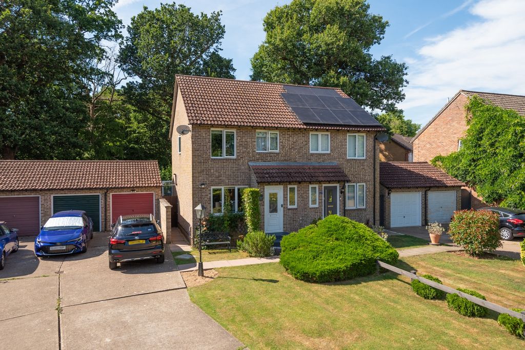 Property photo 1 of 17 5212000