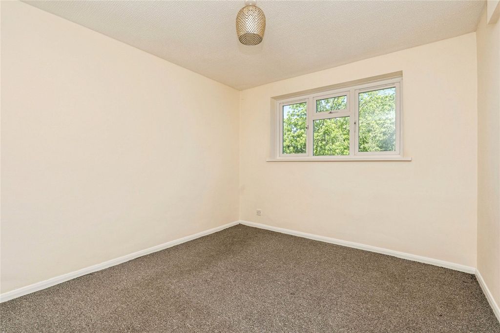 Property photo 3 of 14 Picture No. 18