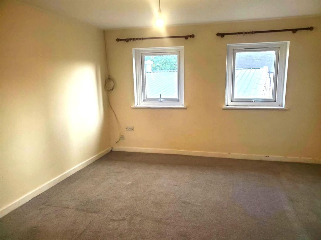 Property photo 3 of 10 18992.Jpg 1.Jpg