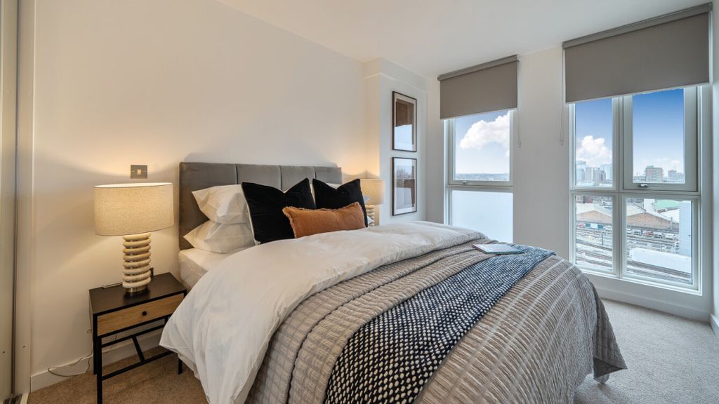 Property photo 3 of 18