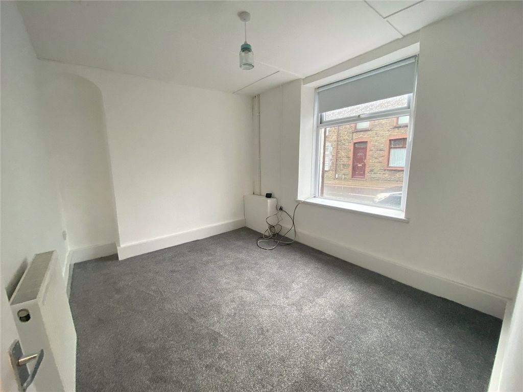 Property photo 2 of 9 Picture No. 03