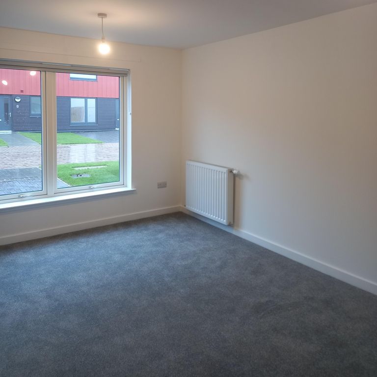 Property photo 3 of 16 Living Room 1