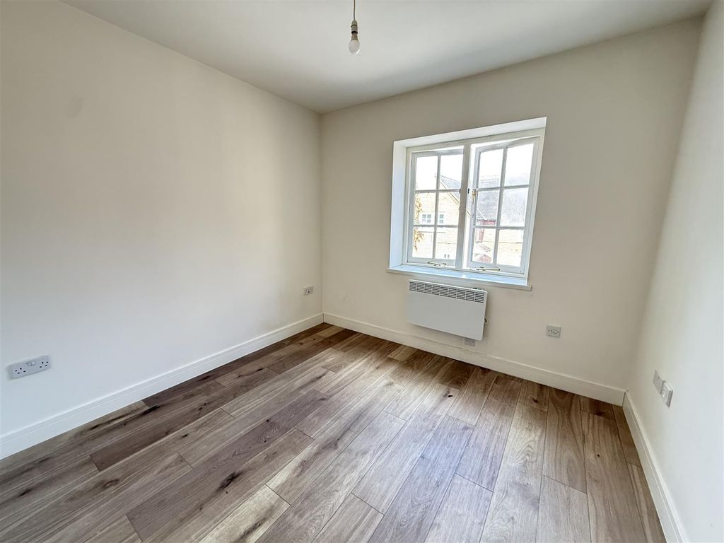 Property photo 3 of 5 Photo 09-07-2025, 11 52 32 Am.Jpg