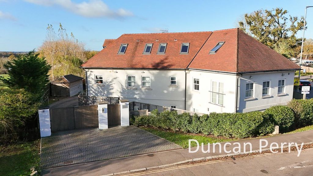 Additional image 11 of 2 bed flat for saleBell Lane, Brookmans Park AL9
