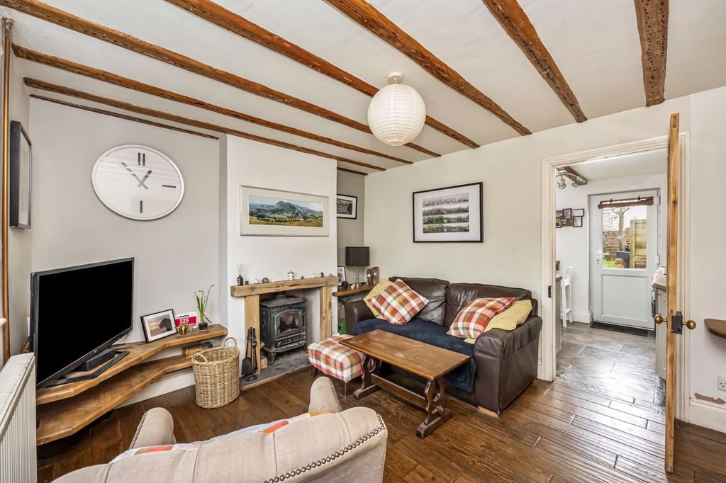 Property photo 2 of 19