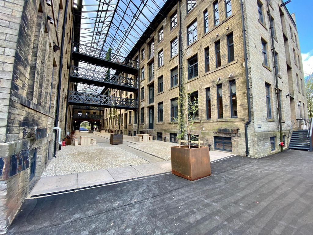 Property photo 1 of 9 0 General