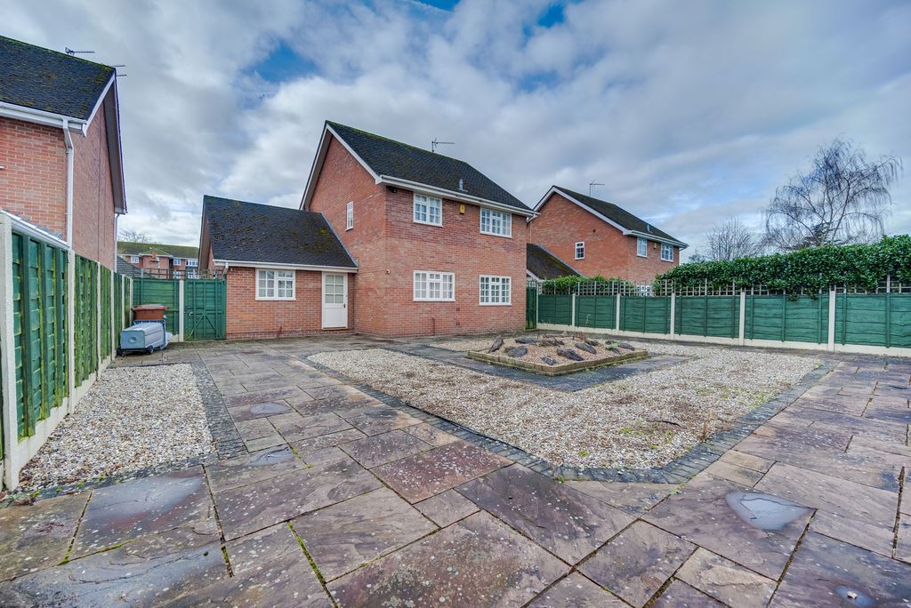 Property photo 3 of 24