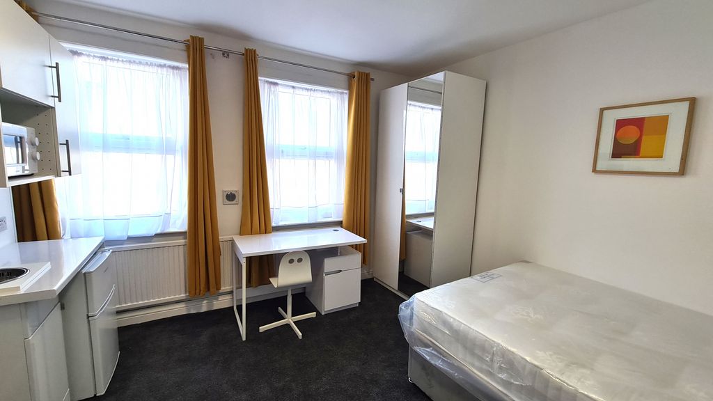 Property photo 2 of 4 Gallery